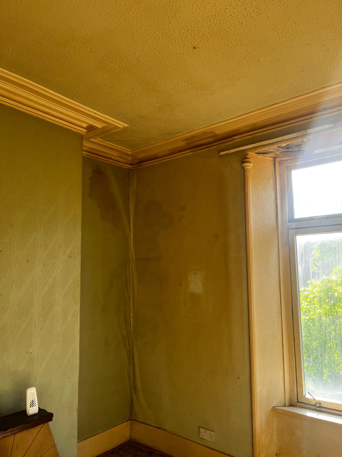 Living room before refurbishment